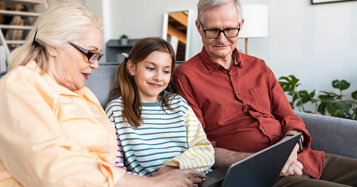 grandparents and grandchild